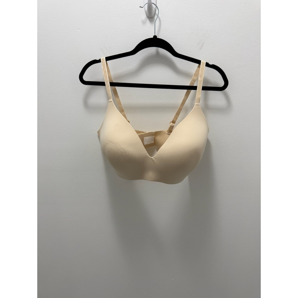 Knix Wingwoman Countour Bra Beige Nude Wireless Multi-Way Seamless Size 8 Medium